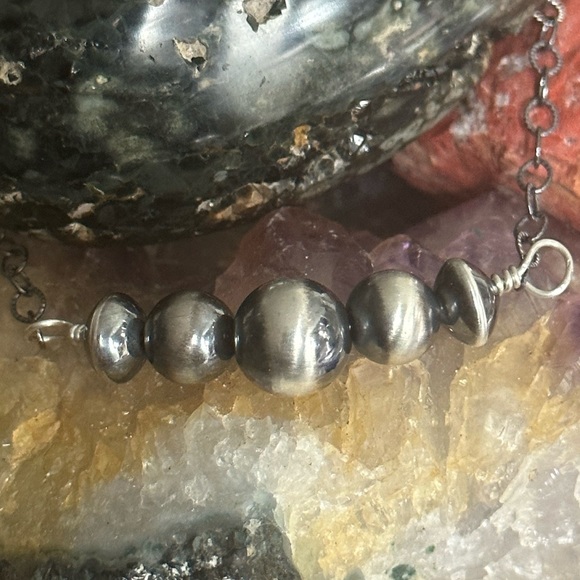 Navajo sterling beads balls sterling silver necklace - Picture 4 of 7